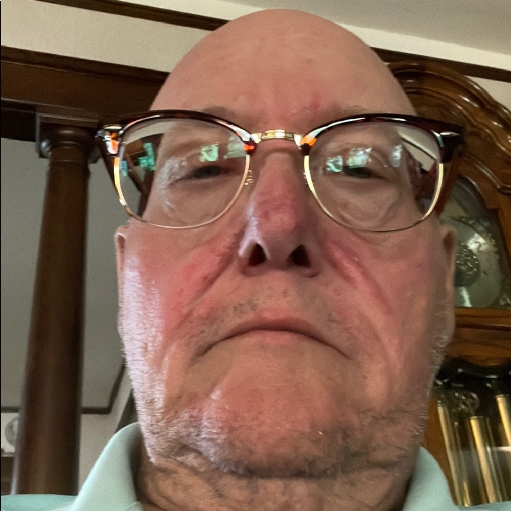 Meet your Posher, Mike